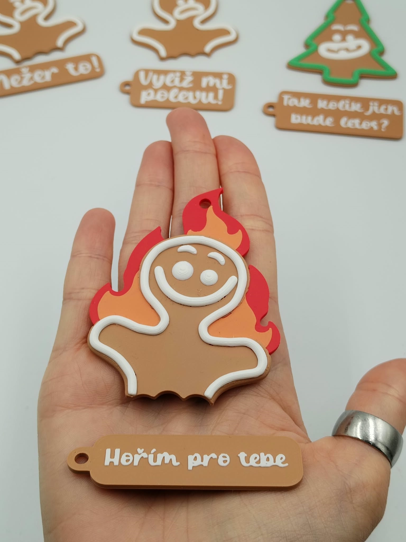 Závěsný 3D perníček „Hořím pro tebe“
